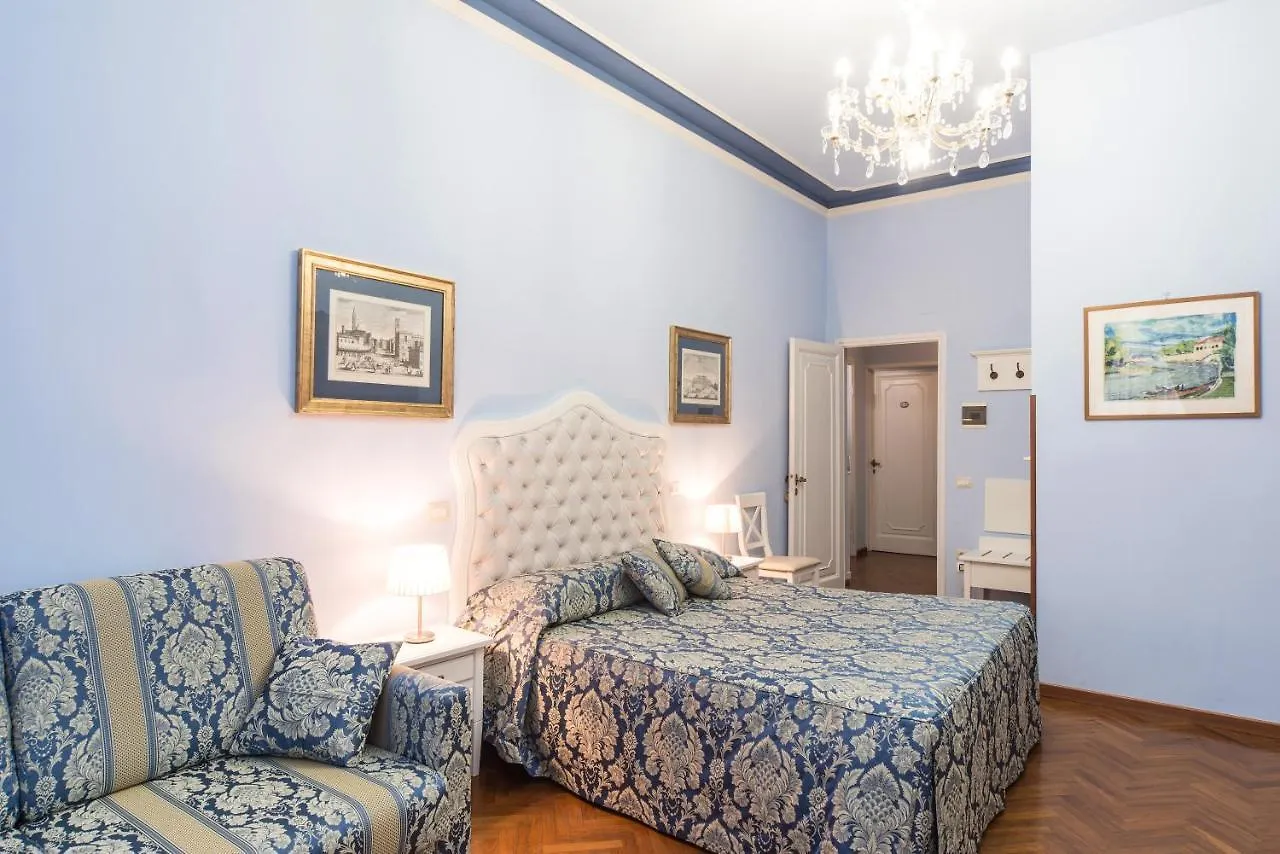 פירנצה B&B Al Duomo 2*,  איטליה